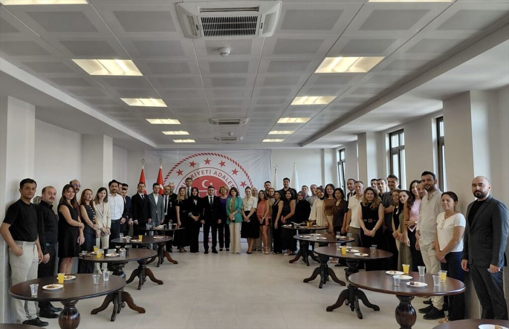 İzmir’in Kemalpaşa ilçesinde yeni adli yıl törenle başladı, Başsavcı Bilen ve Kaymakam Daştan hayırlı olsun dileklerinde bulundu